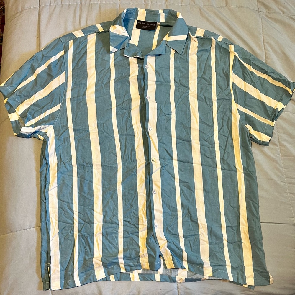 Light Green and White, Extra Large Size, Striped Button-Down, Short sleeve shirt